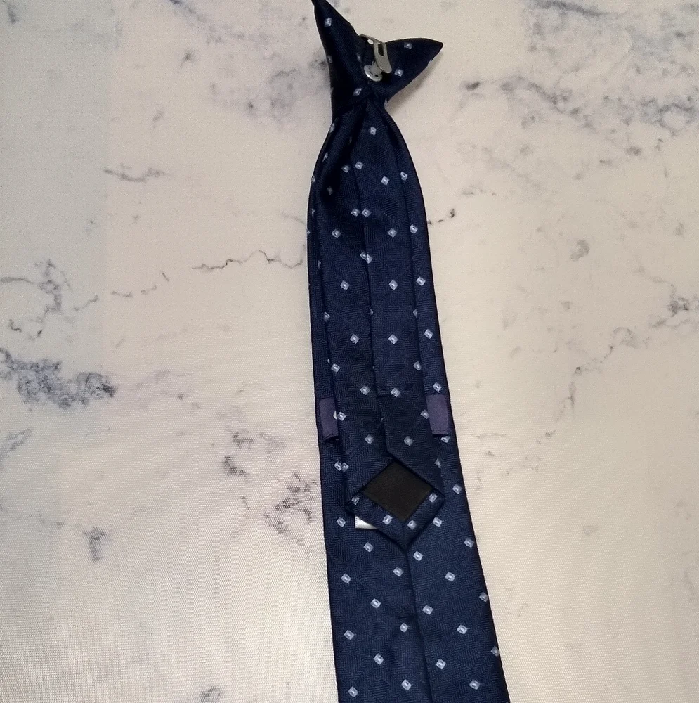 Cherokee Boys Clip On Blue Tie Size Small 6/7